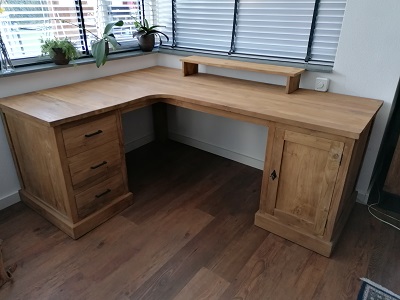 Teak hoekbureau
