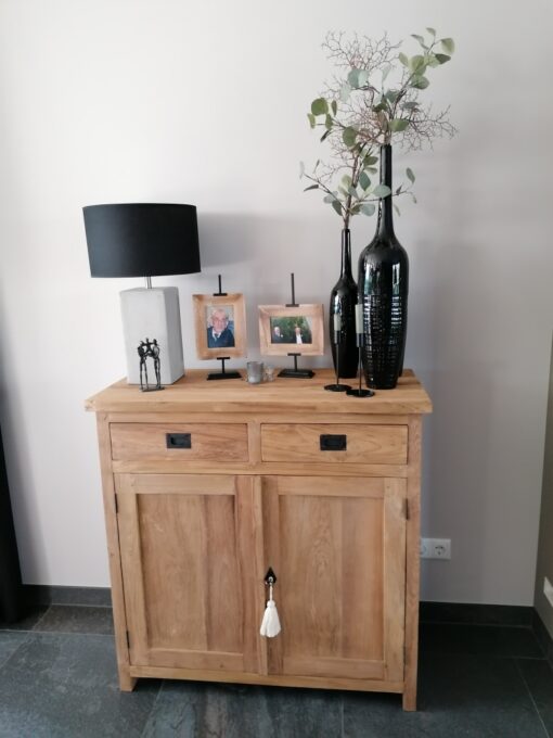 Teak meidenkast