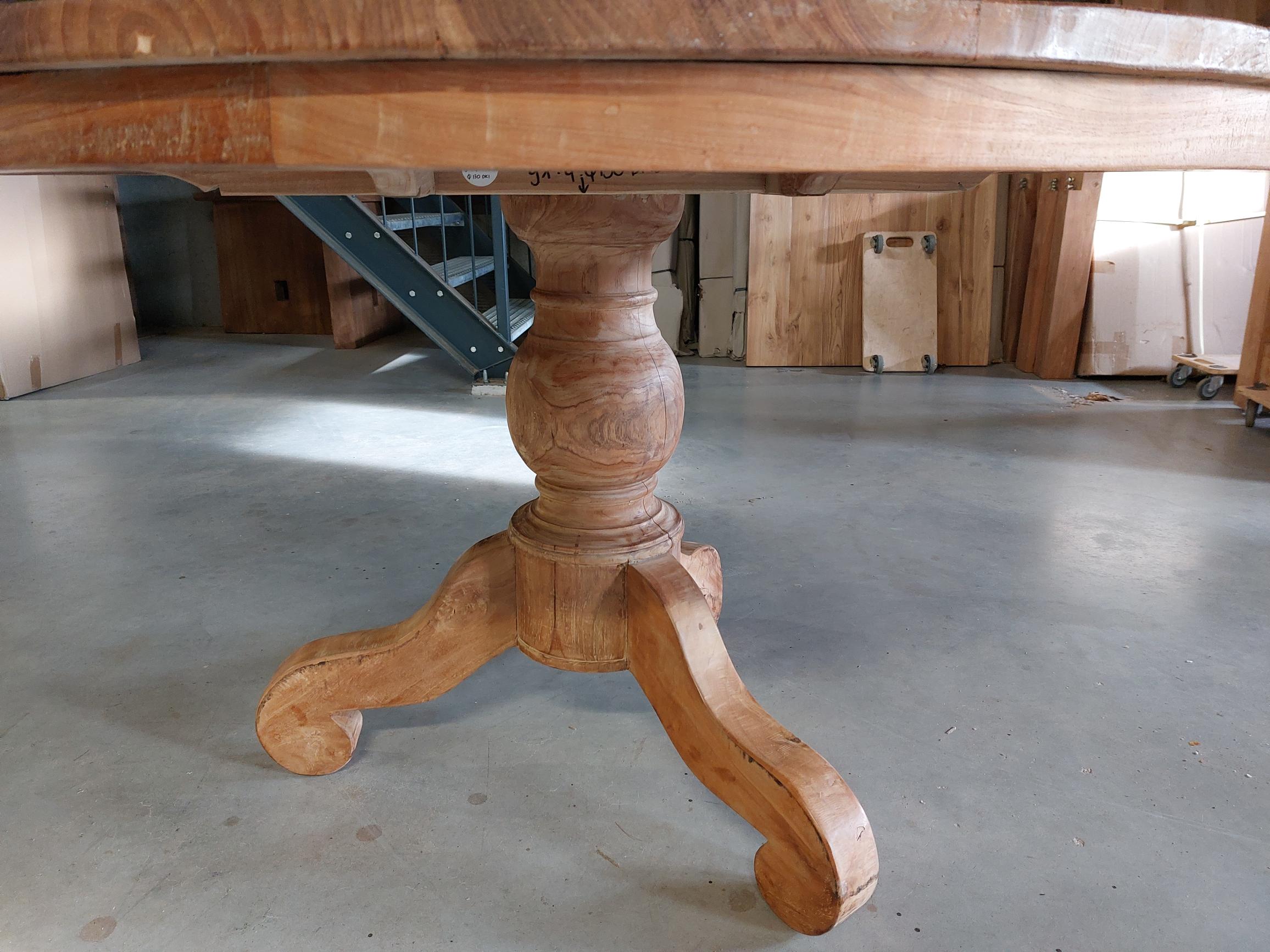 Ronde tafel 130cm dingklik - Afbeelding 2