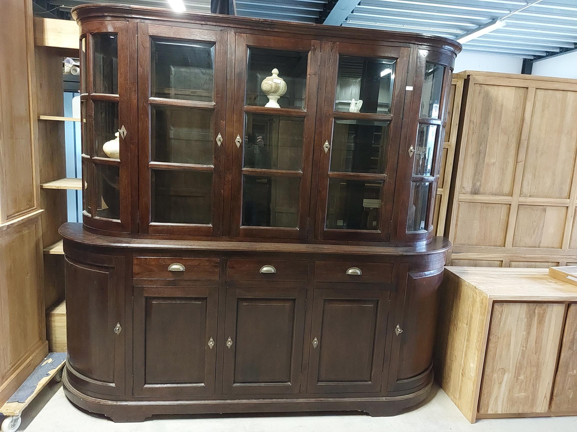 Half ronde koloniale buffetkast 240cm
