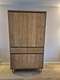 Alternative view of Teakhouten kast