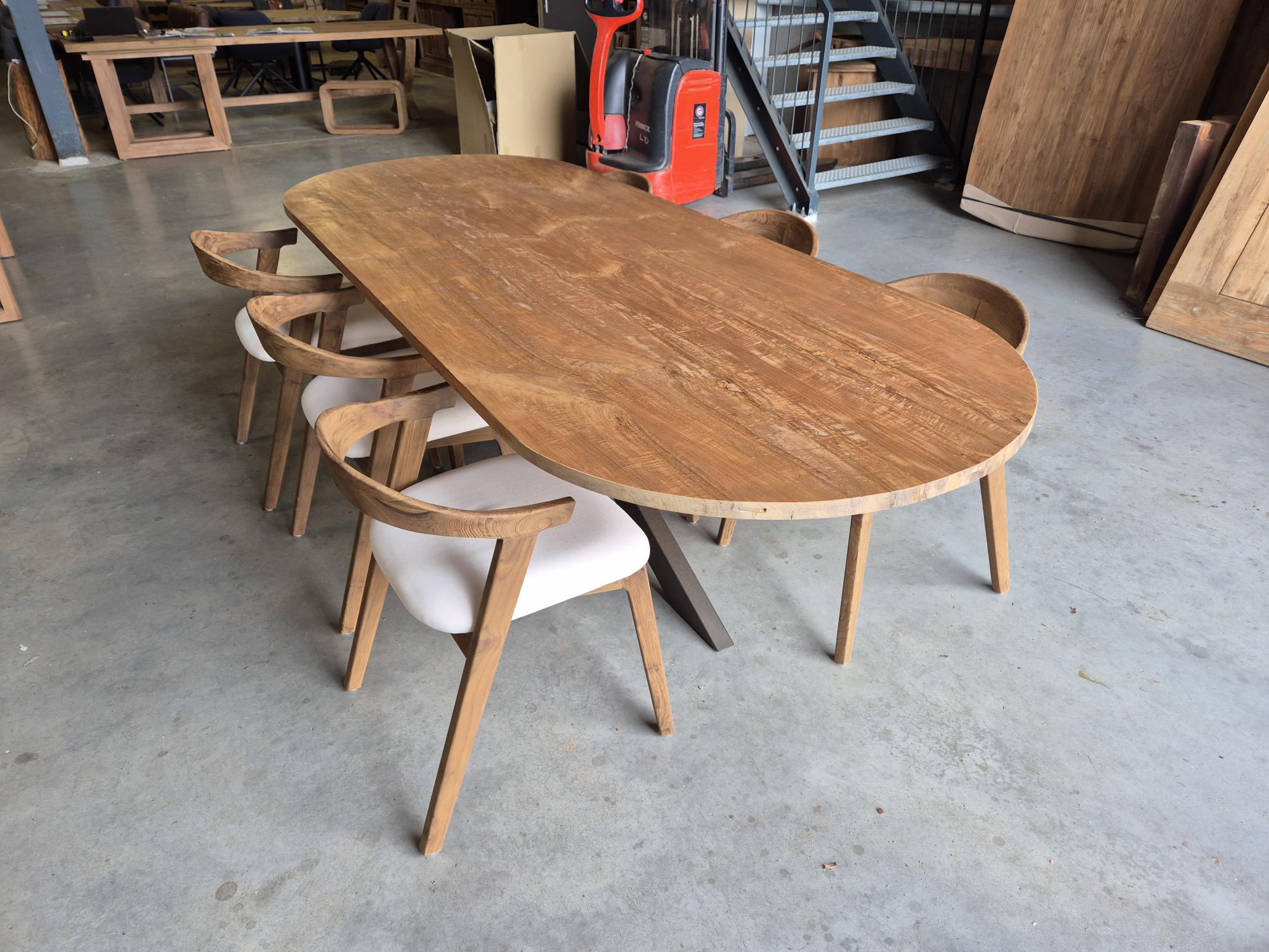 Halve cirkel eettafel teakhout met matrixpoot - Afbeelding 2