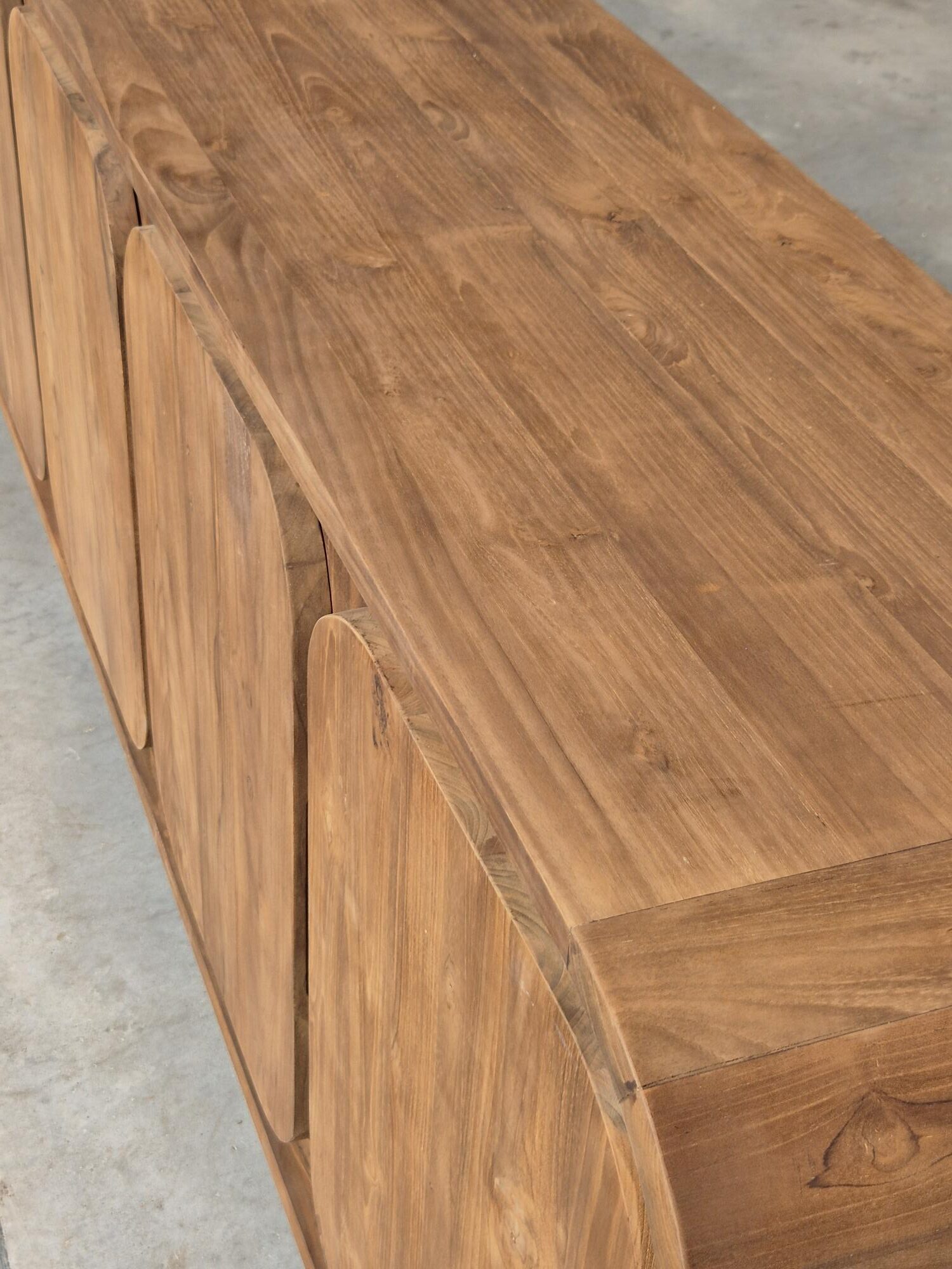 Organisch Teakhouten Dressoir Flow 200 cm - Afbeelding 4