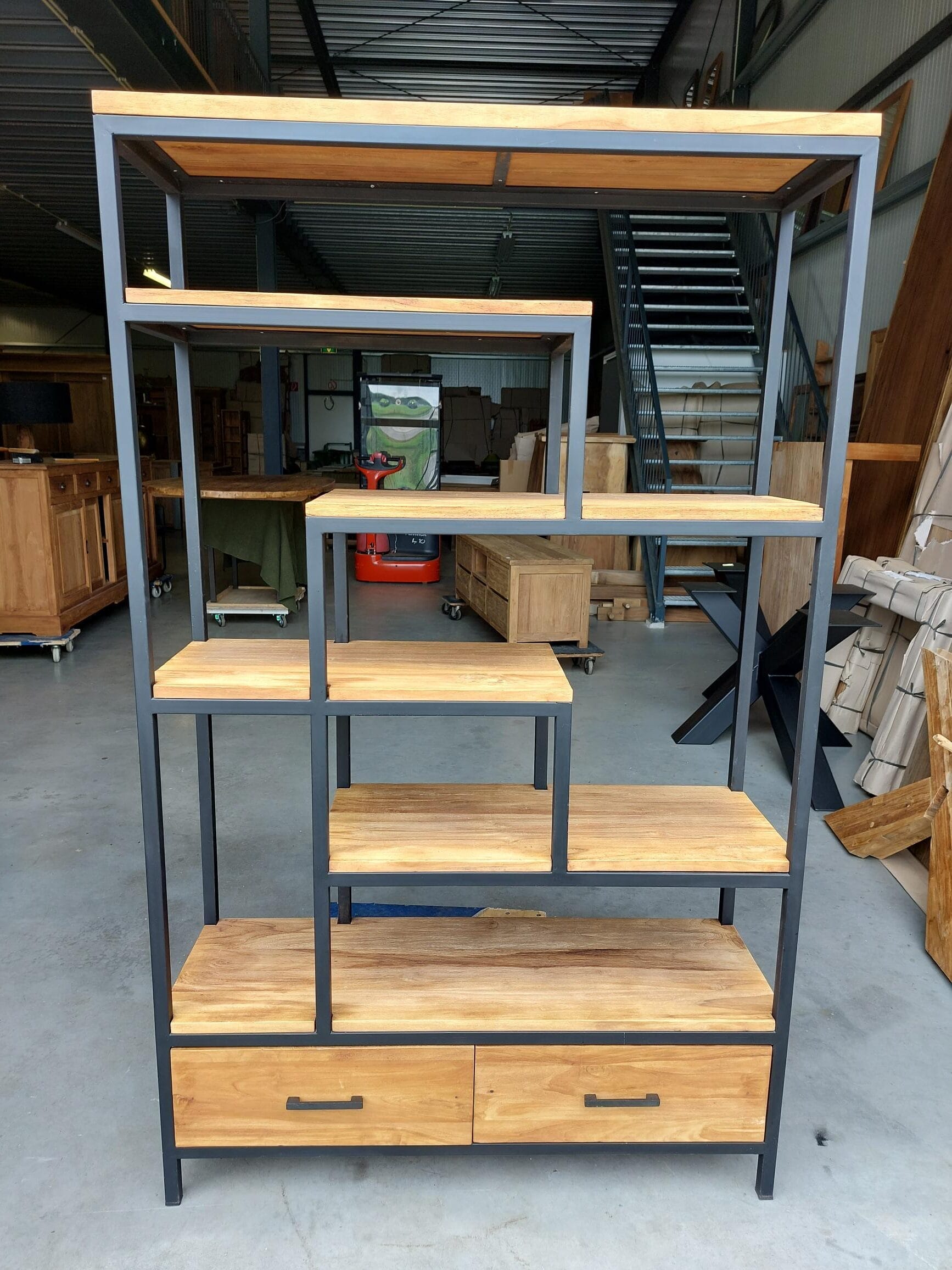 Industriële Teakhouten Vakkenkast met Staal - 110 cm