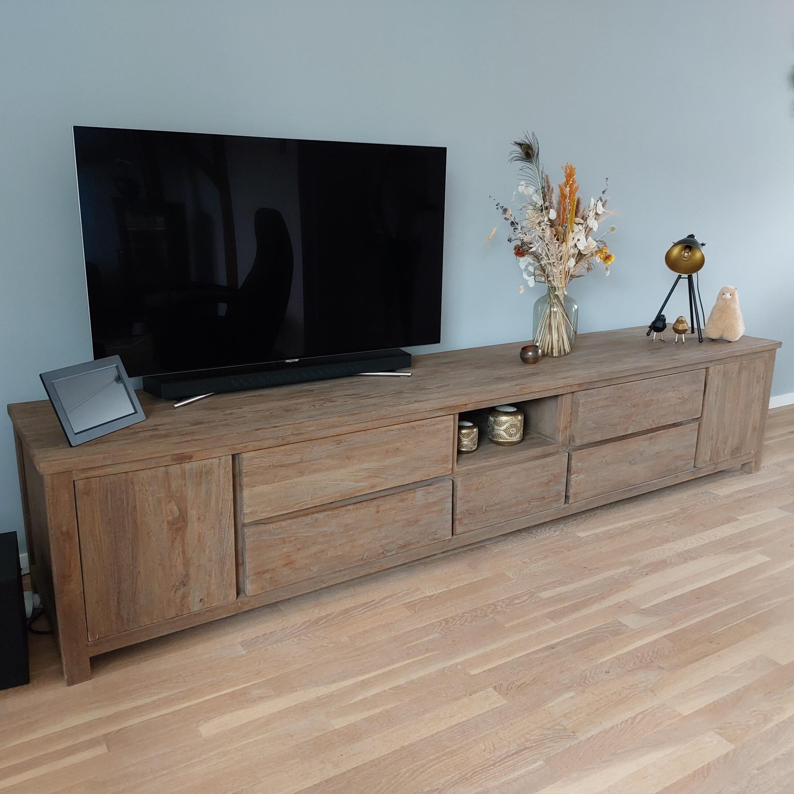 Rustiek Teakhouten TV Meubel van Oud Teak - 300 cm