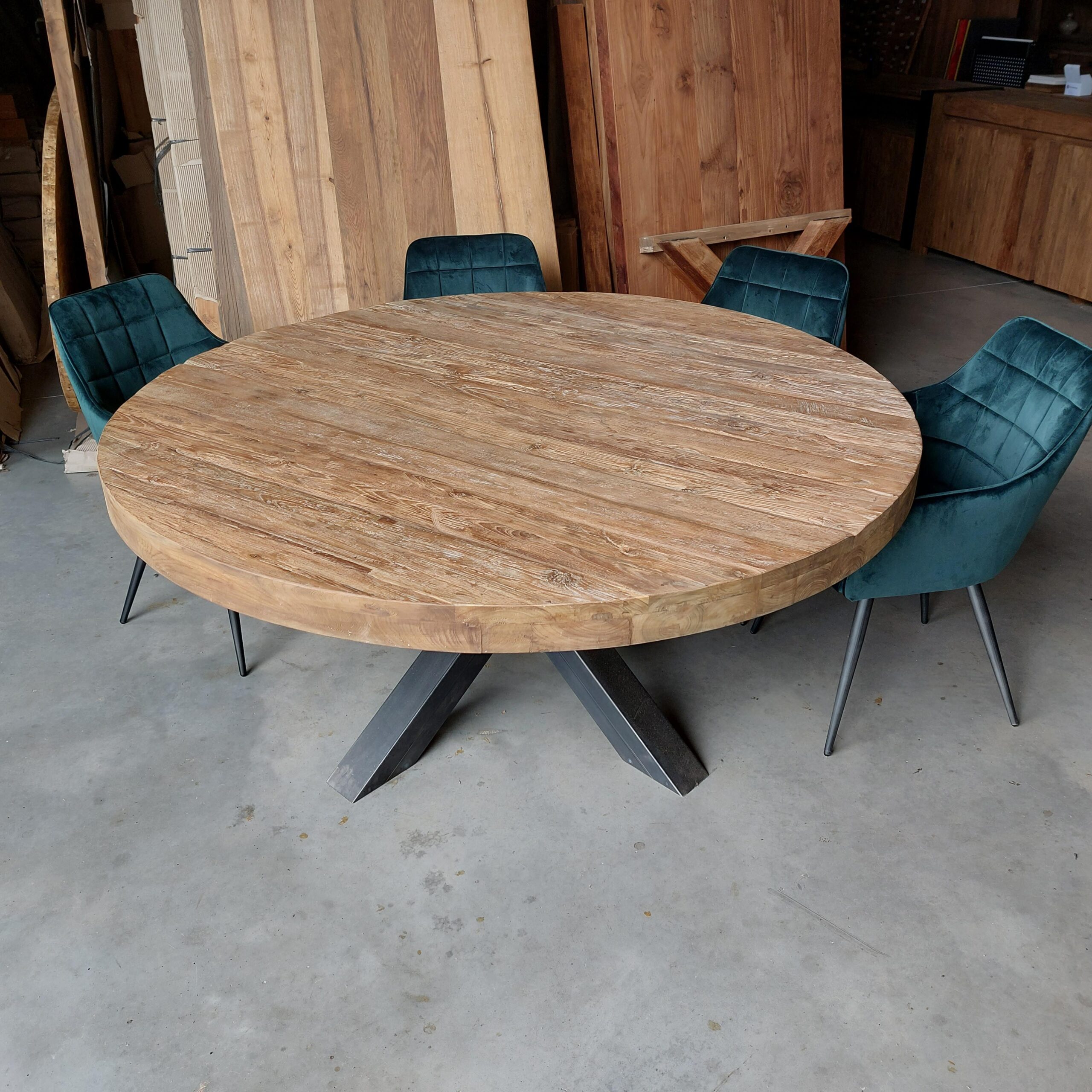 Ronde Teak Tafel 170 cm - Oud Hout 8 cm Dik Stalen Poot