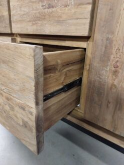 Industriële Teak Dressoir met Metalen Onderstel - 220 cm - Afbeelding 4