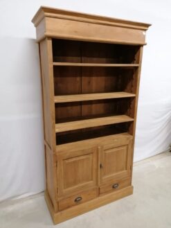 Teak boekenkast met deuren