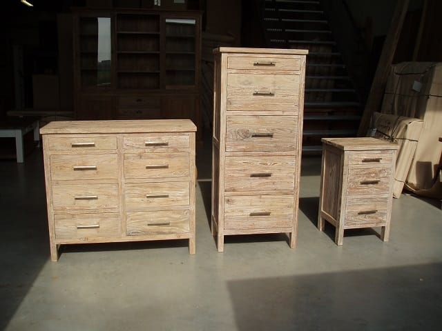 Maatwerk teak ladenkasten